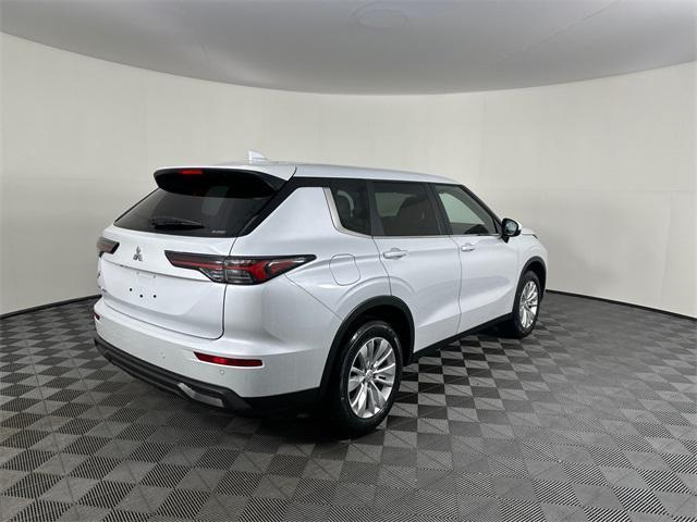 new 2025 Mitsubishi Outlander car, priced at $33,440