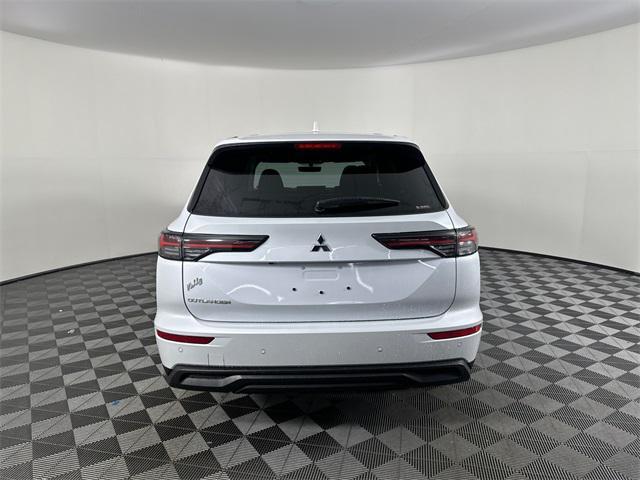 new 2025 Mitsubishi Outlander car, priced at $33,440