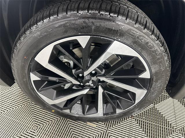 new 2025 Mitsubishi Outlander PHEV car, priced at $44,890