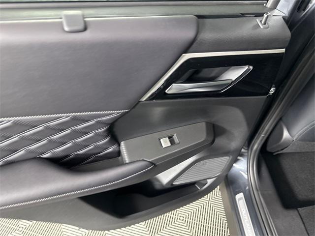 new 2025 Mitsubishi Outlander PHEV car, priced at $44,890