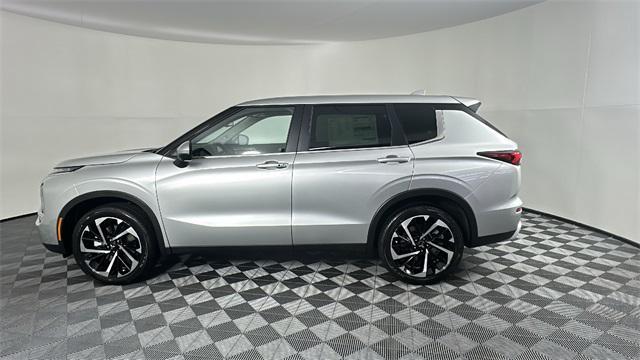 new 2024 Mitsubishi Outlander car, priced at $31,069