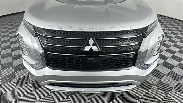 new 2024 Mitsubishi Outlander car, priced at $31,069