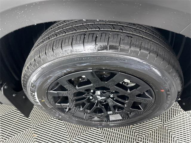 new 2025 Mitsubishi Outlander car, priced at $39,985