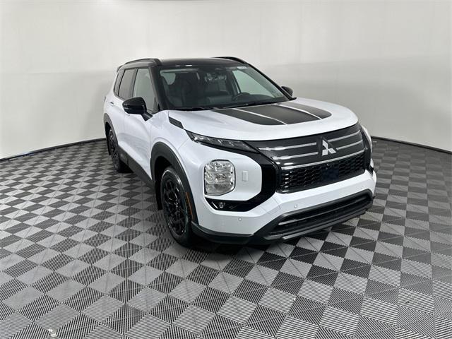 new 2025 Mitsubishi Outlander car, priced at $39,985