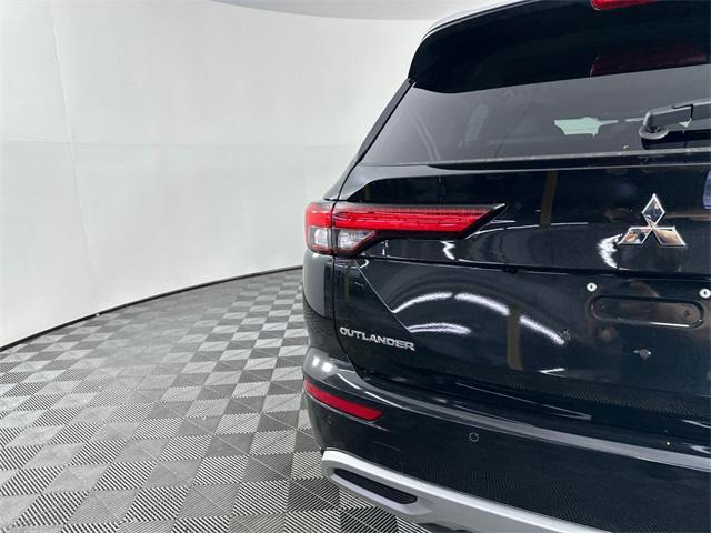 new 2025 Mitsubishi Outlander PHEV car, priced at $52,645