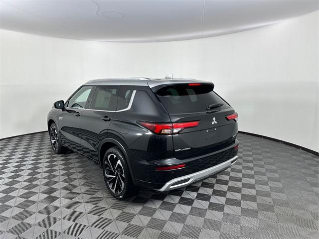 new 2025 Mitsubishi Outlander PHEV car, priced at $52,645