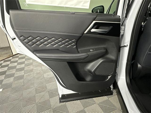 new 2025 Mitsubishi Outlander PHEV car, priced at $48,190