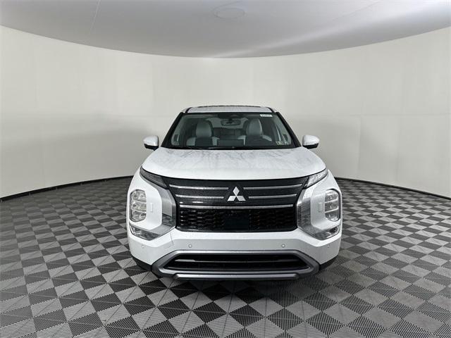 new 2025 Mitsubishi Outlander car, priced at $40,105