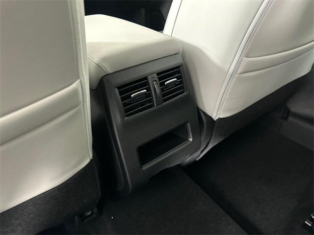 new 2025 Mitsubishi Outlander car, priced at $40,105