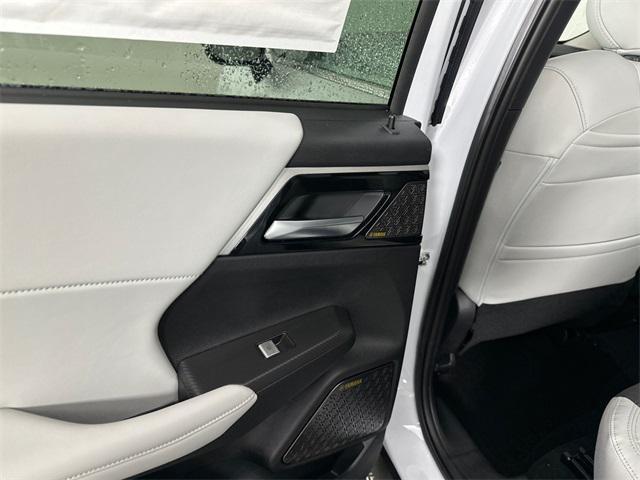 new 2025 Mitsubishi Outlander car, priced at $40,105