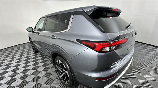 new 2024 Mitsubishi Outlander car, priced at $31,976