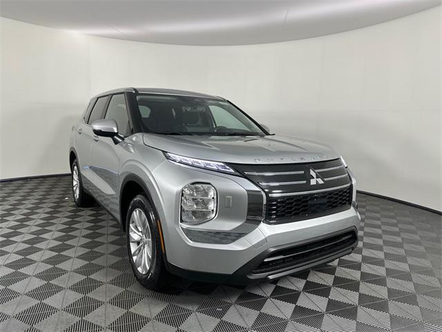 new 2025 Mitsubishi Outlander car, priced at $33,845
