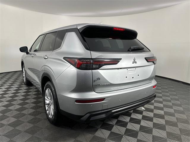 new 2025 Mitsubishi Outlander car, priced at $33,845