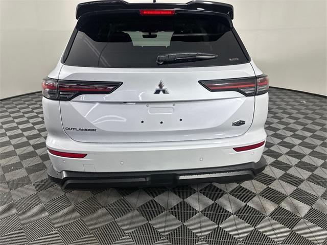 new 2025 Mitsubishi Outlander car, priced at $39,135