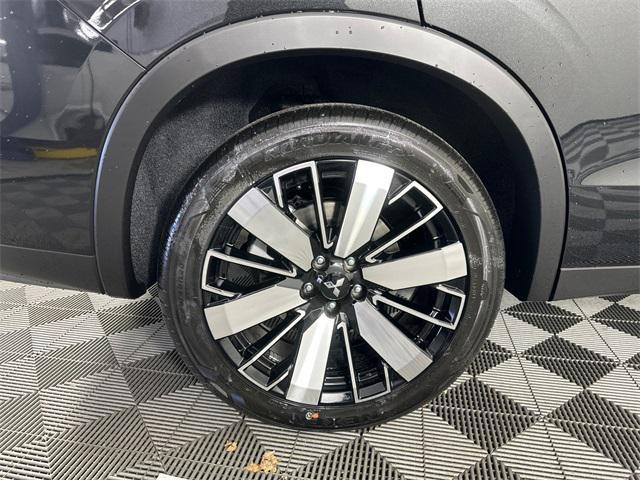 new 2025 Mitsubishi Outlander car, priced at $40,350