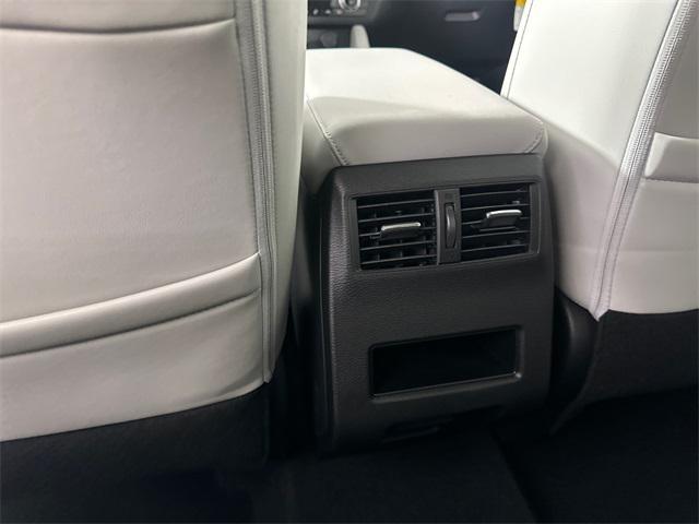 new 2025 Mitsubishi Outlander car, priced at $33,823