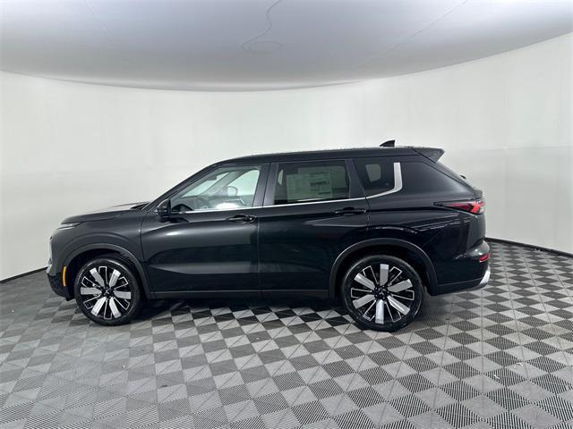 new 2025 Mitsubishi Outlander car, priced at $33,823