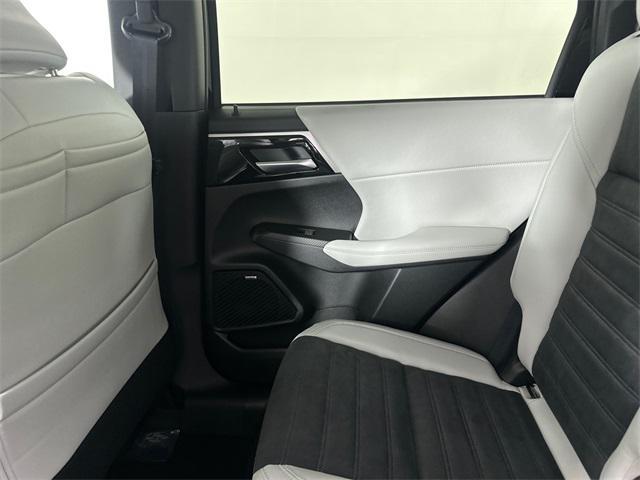 new 2025 Mitsubishi Outlander car, priced at $33,823