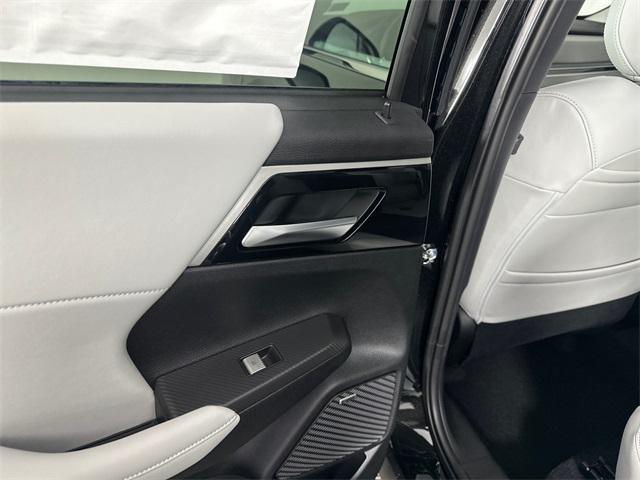 new 2025 Mitsubishi Outlander car, priced at $33,823