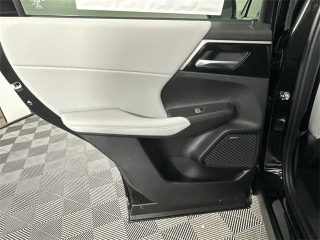 new 2025 Mitsubishi Outlander car, priced at $33,823
