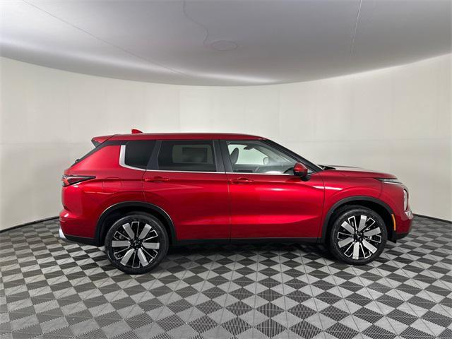 new 2025 Mitsubishi Outlander car, priced at $36,425