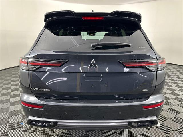 new 2025 Mitsubishi Outlander car, priced at $45,535