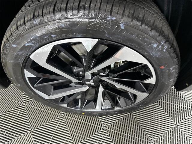 new 2025 Mitsubishi Outlander PHEV car, priced at $44,441