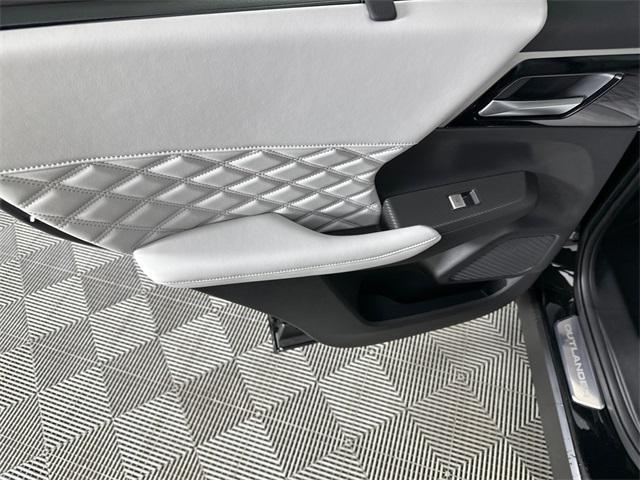 new 2025 Mitsubishi Outlander PHEV car, priced at $44,441
