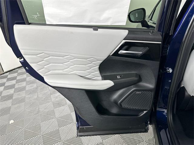 new 2025 Mitsubishi Outlander car, priced at $40,440