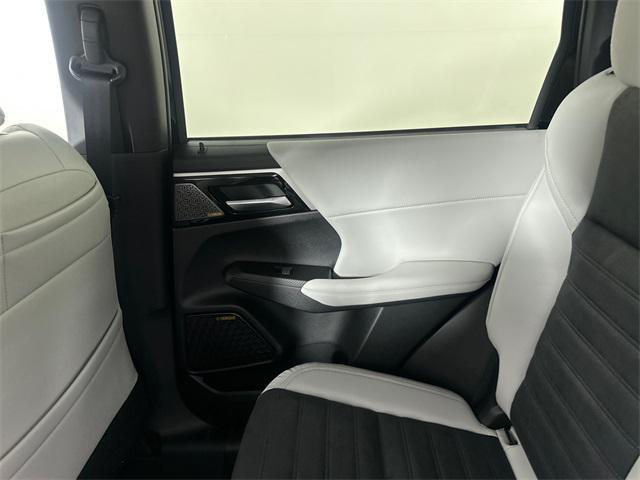 new 2025 Mitsubishi Outlander car, priced at $39,000