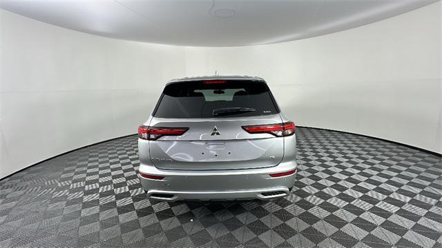 new 2024 Mitsubishi Outlander car, priced at $33,570