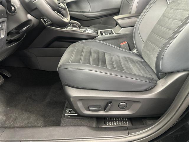new 2025 Mitsubishi Outlander PHEV car, priced at $48,490