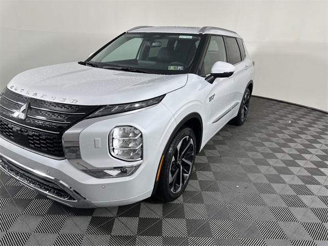 new 2025 Mitsubishi Outlander PHEV car, priced at $49,675