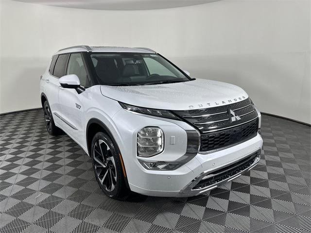 new 2025 Mitsubishi Outlander PHEV car, priced at $49,675