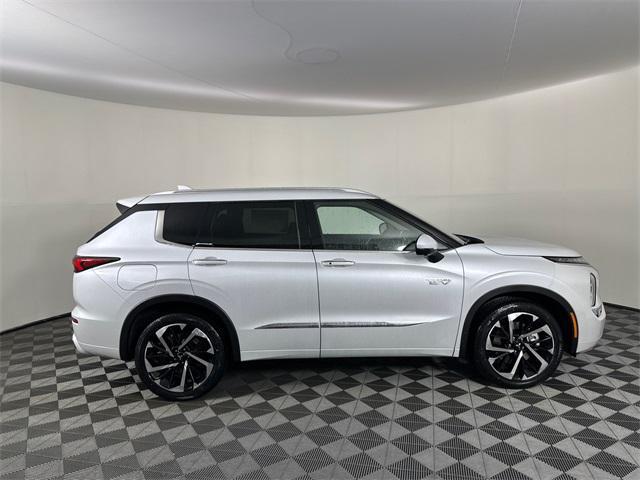 new 2025 Mitsubishi Outlander PHEV car, priced at $49,675