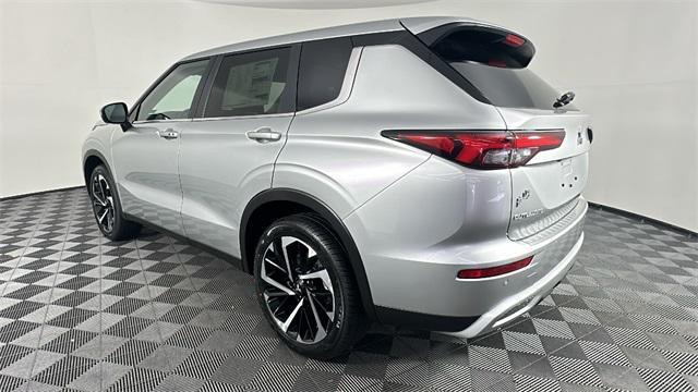 new 2024 Mitsubishi Outlander car, priced at $31,355