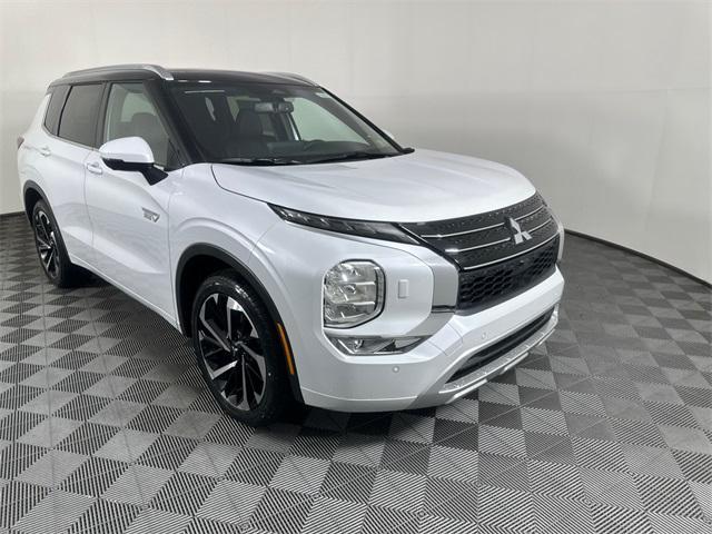 new 2025 Mitsubishi Outlander PHEV car, priced at $52,590