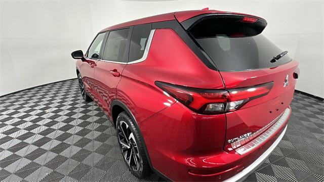 new 2024 Mitsubishi Outlander car, priced at $31,515