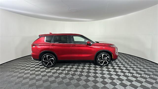 new 2024 Mitsubishi Outlander car, priced at $31,515