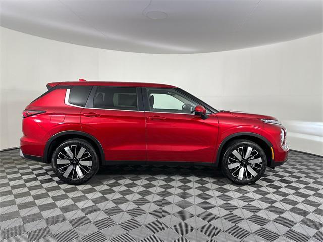 new 2025 Mitsubishi Outlander car, priced at $39,565