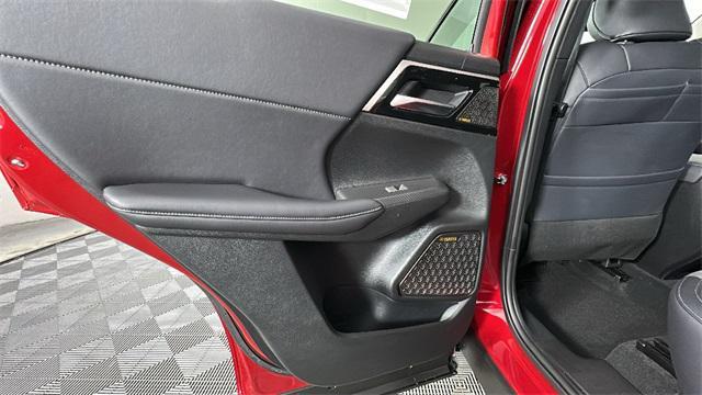 new 2025 Mitsubishi Outlander car, priced at $39,565