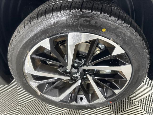 new 2025 Mitsubishi Outlander PHEV car, priced at $44,925