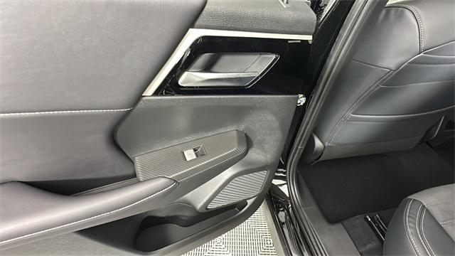 new 2024 Mitsubishi Outlander car, priced at $34,005