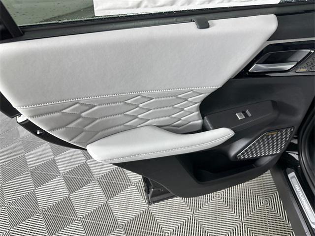 new 2025 Mitsubishi Outlander car, priced at $46,590