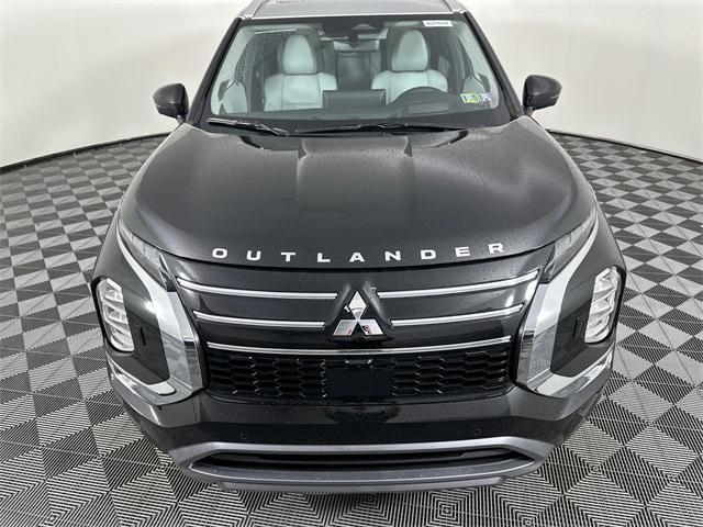 new 2025 Mitsubishi Outlander car, priced at $46,590