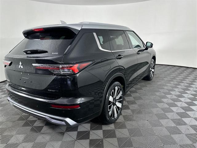 new 2025 Mitsubishi Outlander car, priced at $46,590