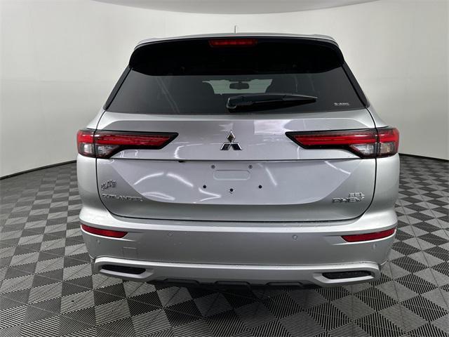 new 2025 Mitsubishi Outlander PHEV car, priced at $44,045