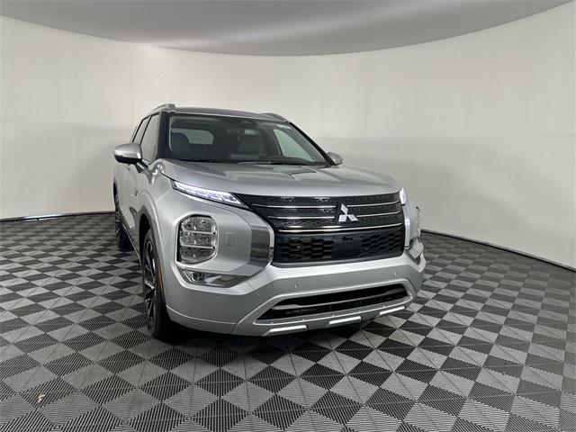 new 2025 Mitsubishi Outlander PHEV car, priced at $44,045