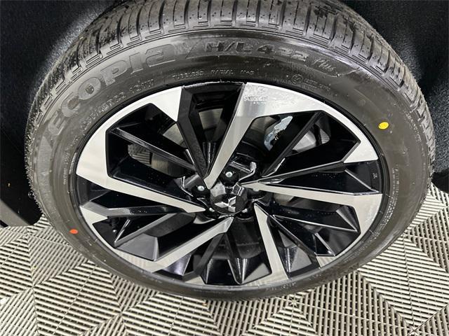 new 2025 Mitsubishi Outlander PHEV car, priced at $45,485