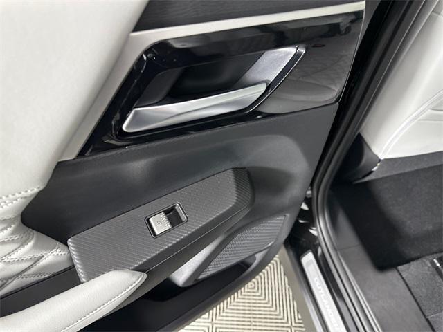 new 2025 Mitsubishi Outlander PHEV car, priced at $45,485